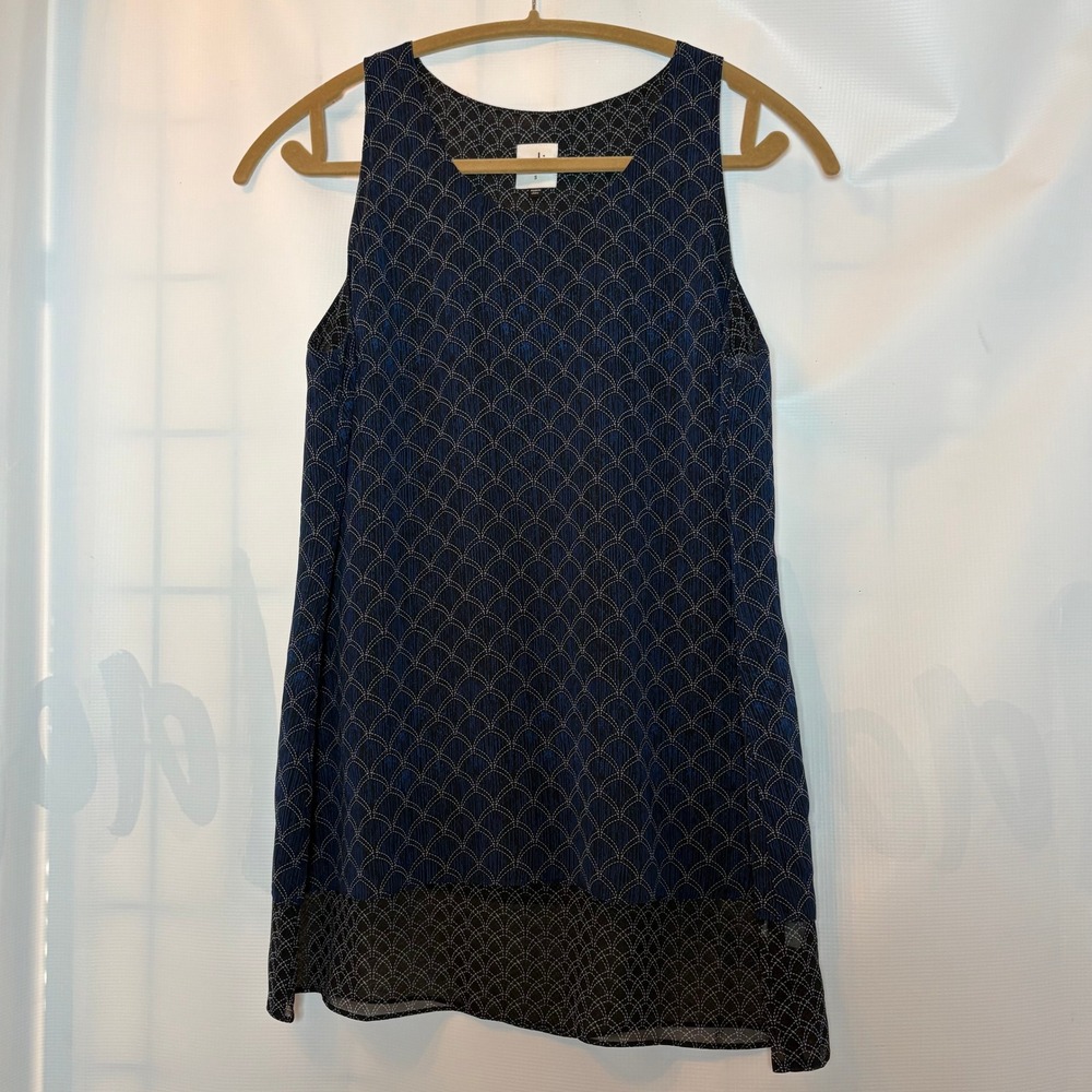 CAbi #3783 Scallop Top Sleeveless Blouse Tank Small Layering‎ Geometric Lined